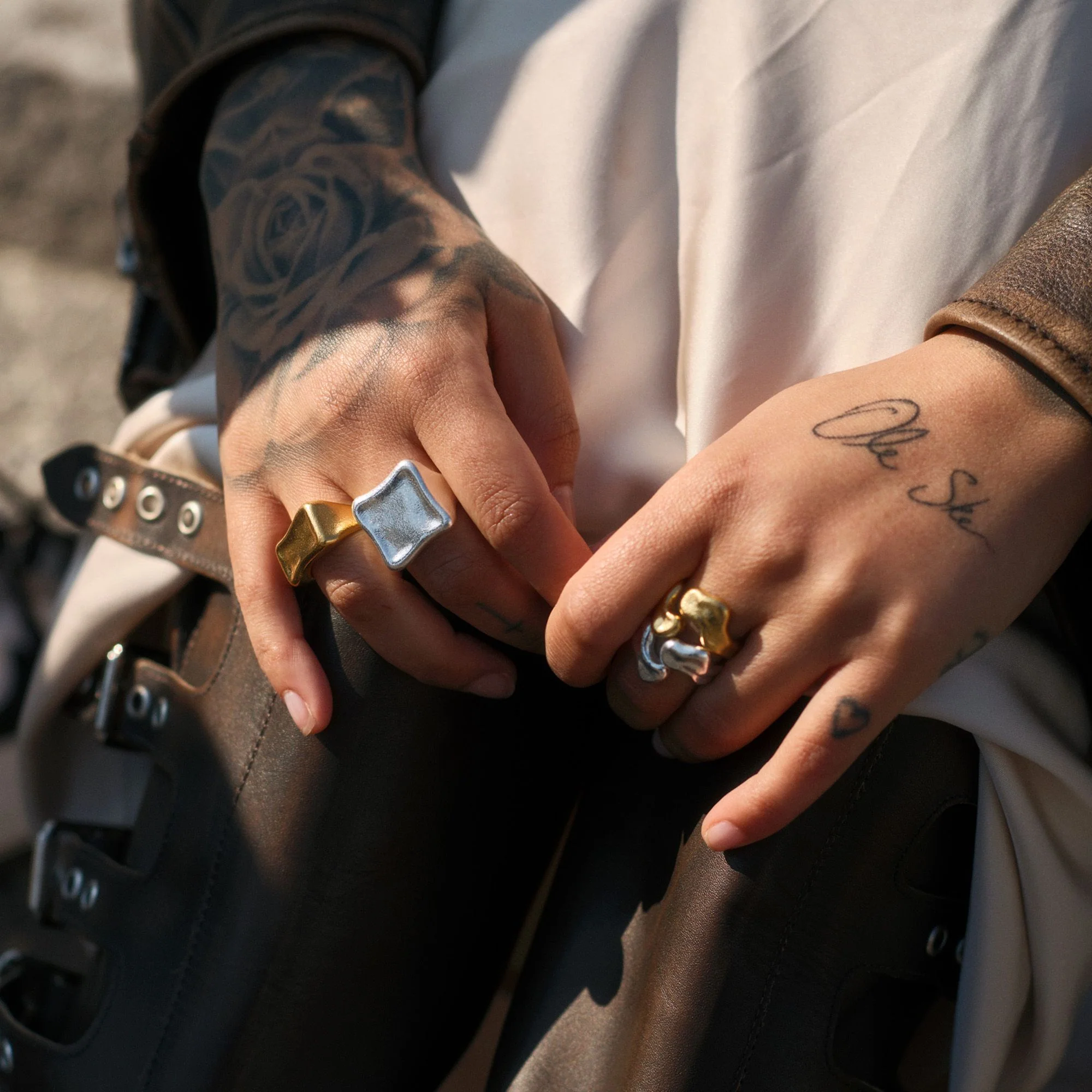 Store Rebel Signet Ring - Image 3