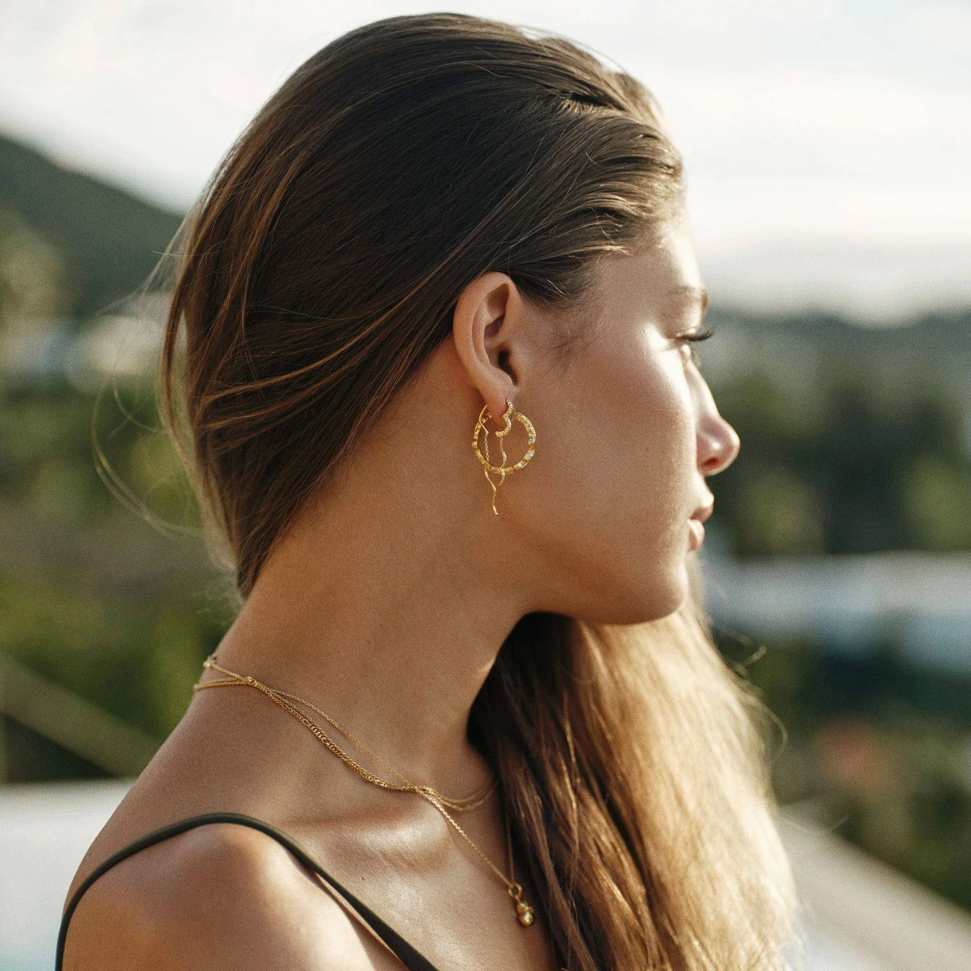 Wavy Sparkly Heart Earlines - Image 3